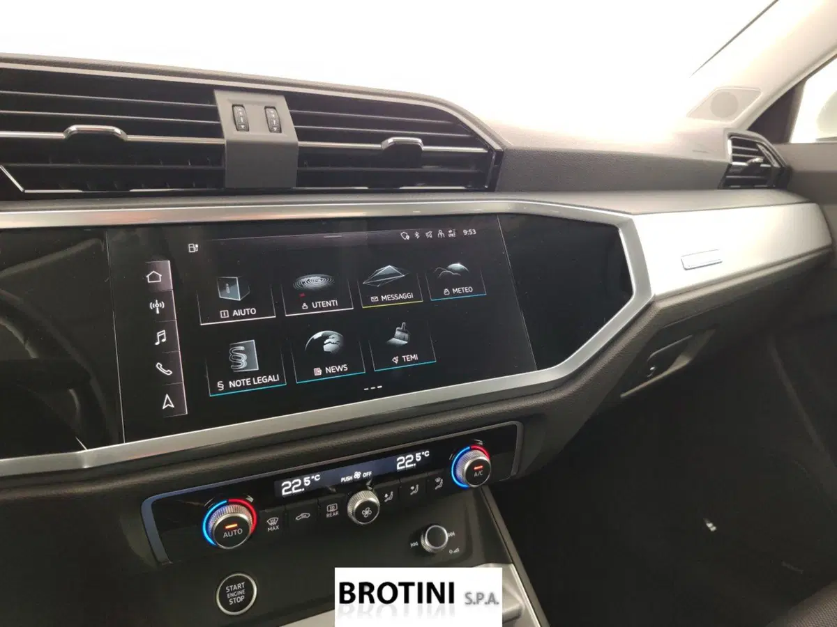 Audi Q3 Sportback usata a Massa-Carrara (11)