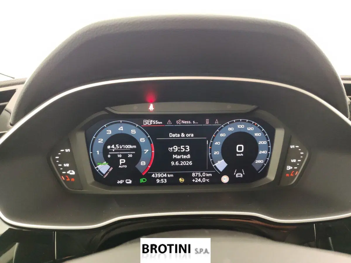 Audi Q3 Sportback usata a Massa-Carrara (12)