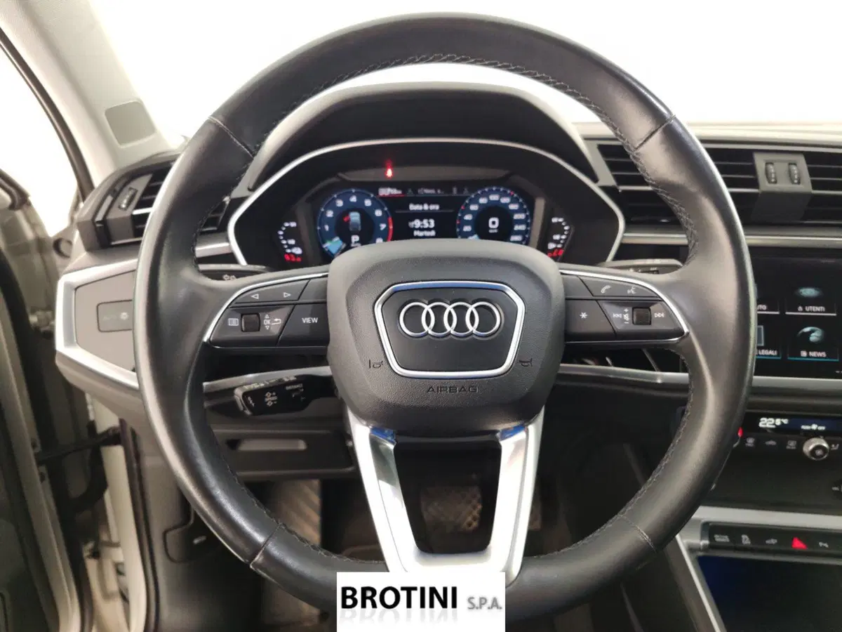 Audi Q3 Sportback usata a Massa-Carrara (13)