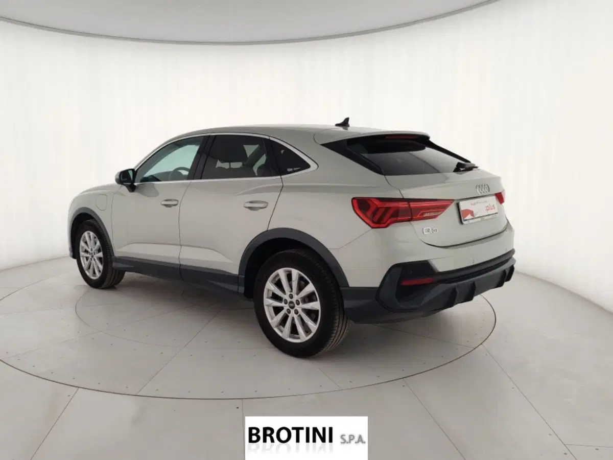 Audi Q3 Sportback usata a Massa-Carrara (2)