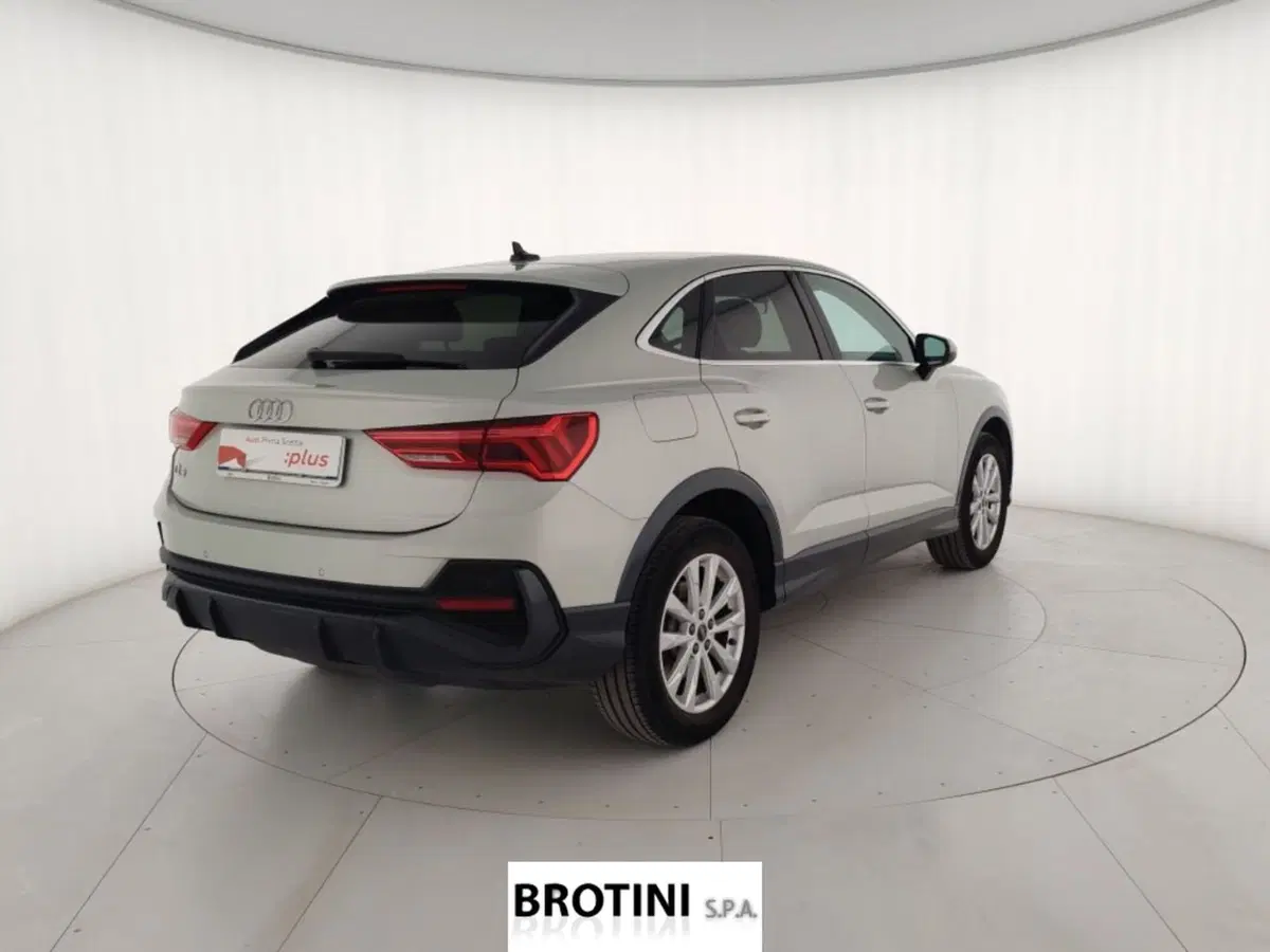 Audi Q3 Sportback usata a Massa-Carrara (3)