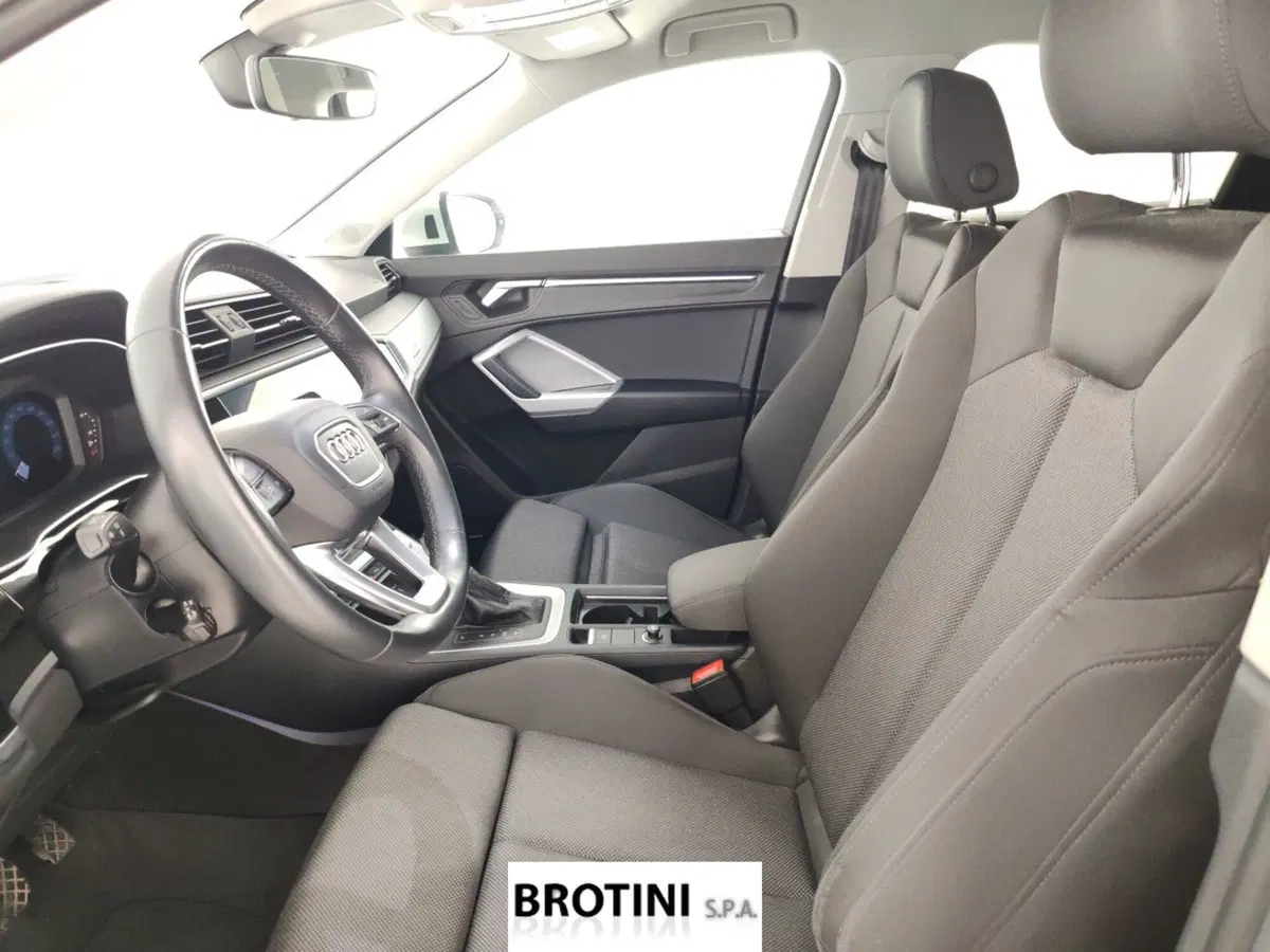 Audi Q3 Sportback usata a Massa-Carrara (6)
