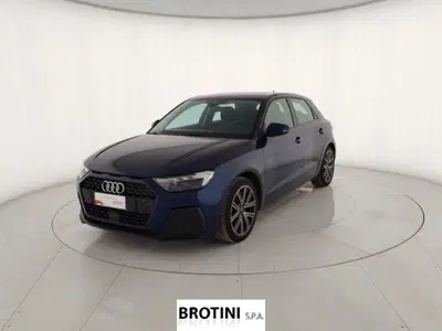 Audi A1 Sportback 25 TFSI Admired del 2023 usata a Massa