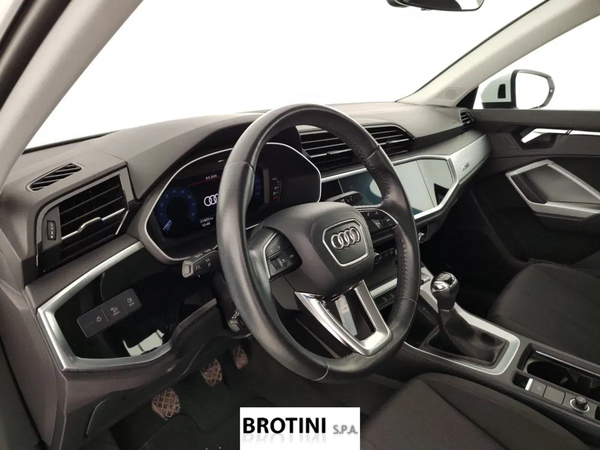 Audi Q3 usata a Massa-Carrara (8)