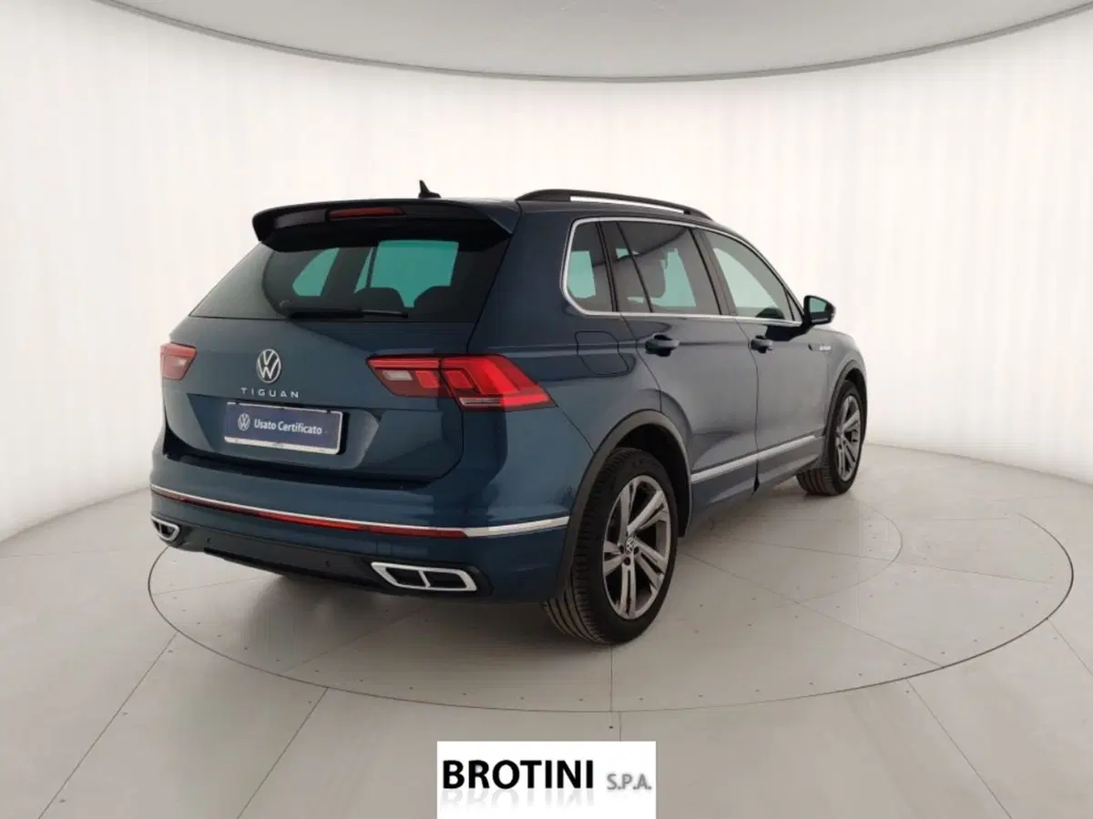 Volkswagen Tiguan usata a Massa-Carrara (3)