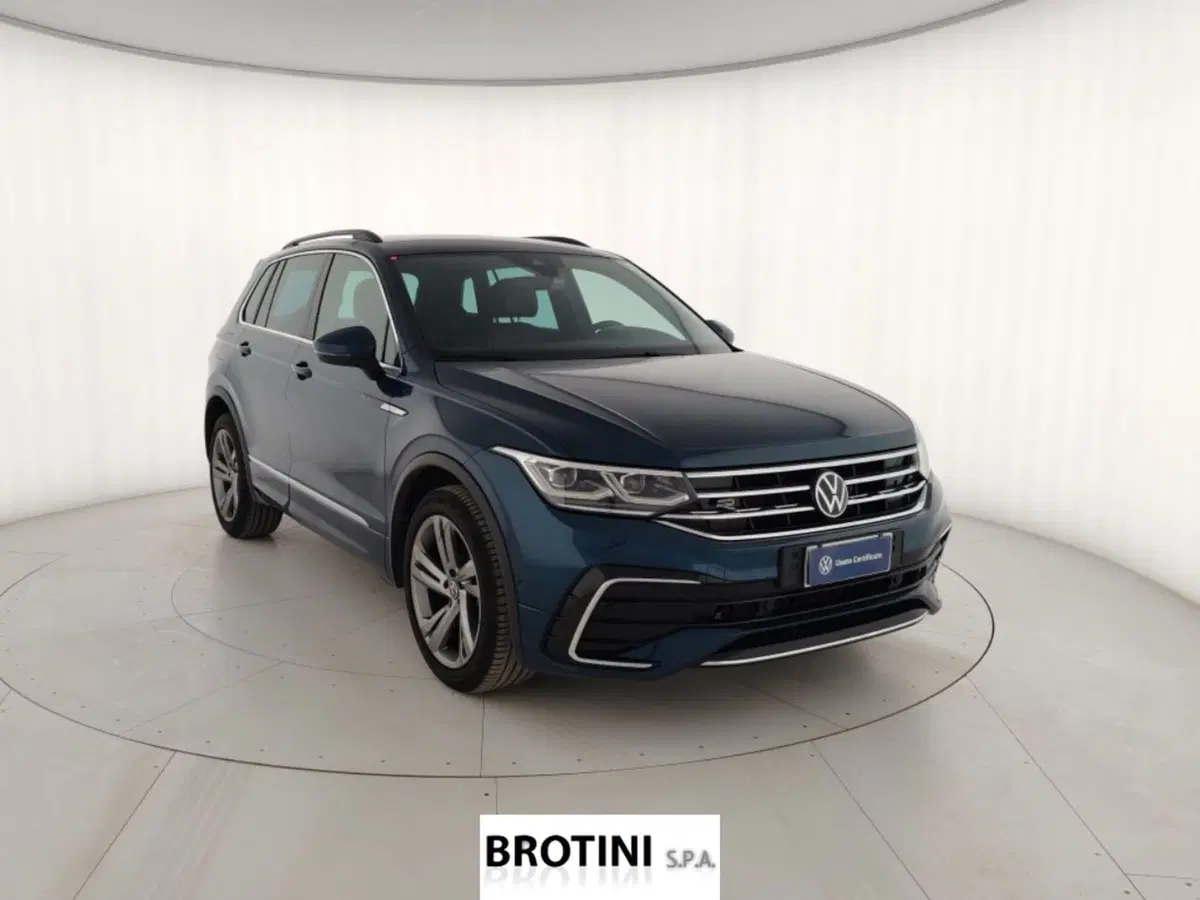 Volkswagen Tiguan usata a Massa-Carrara (4)
