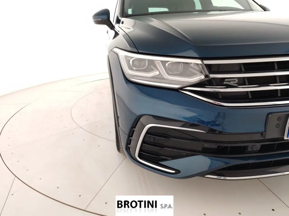Volkswagen Tiguan usata a Massa-Carrara (5)