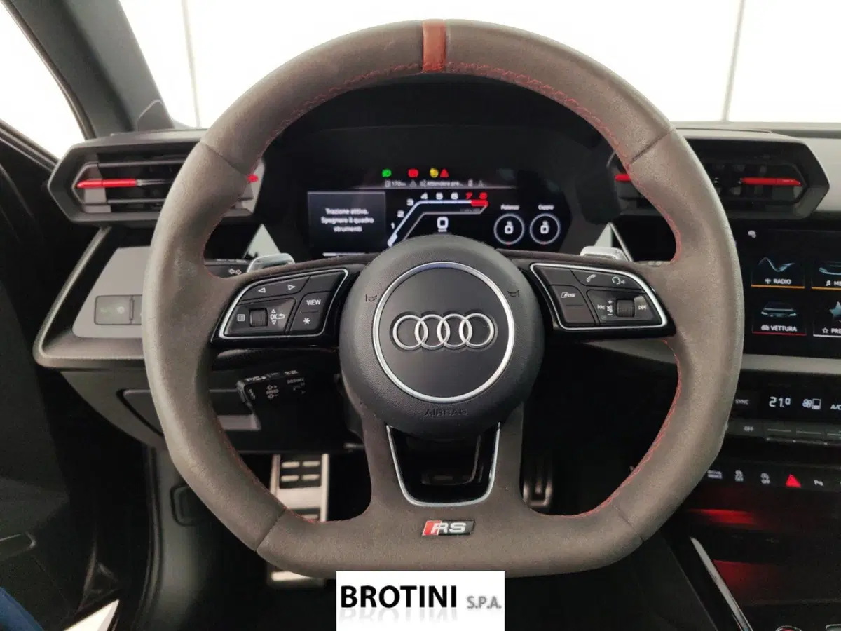 Audi RS 3 Sportback usata a Massa-Carrara (17)
