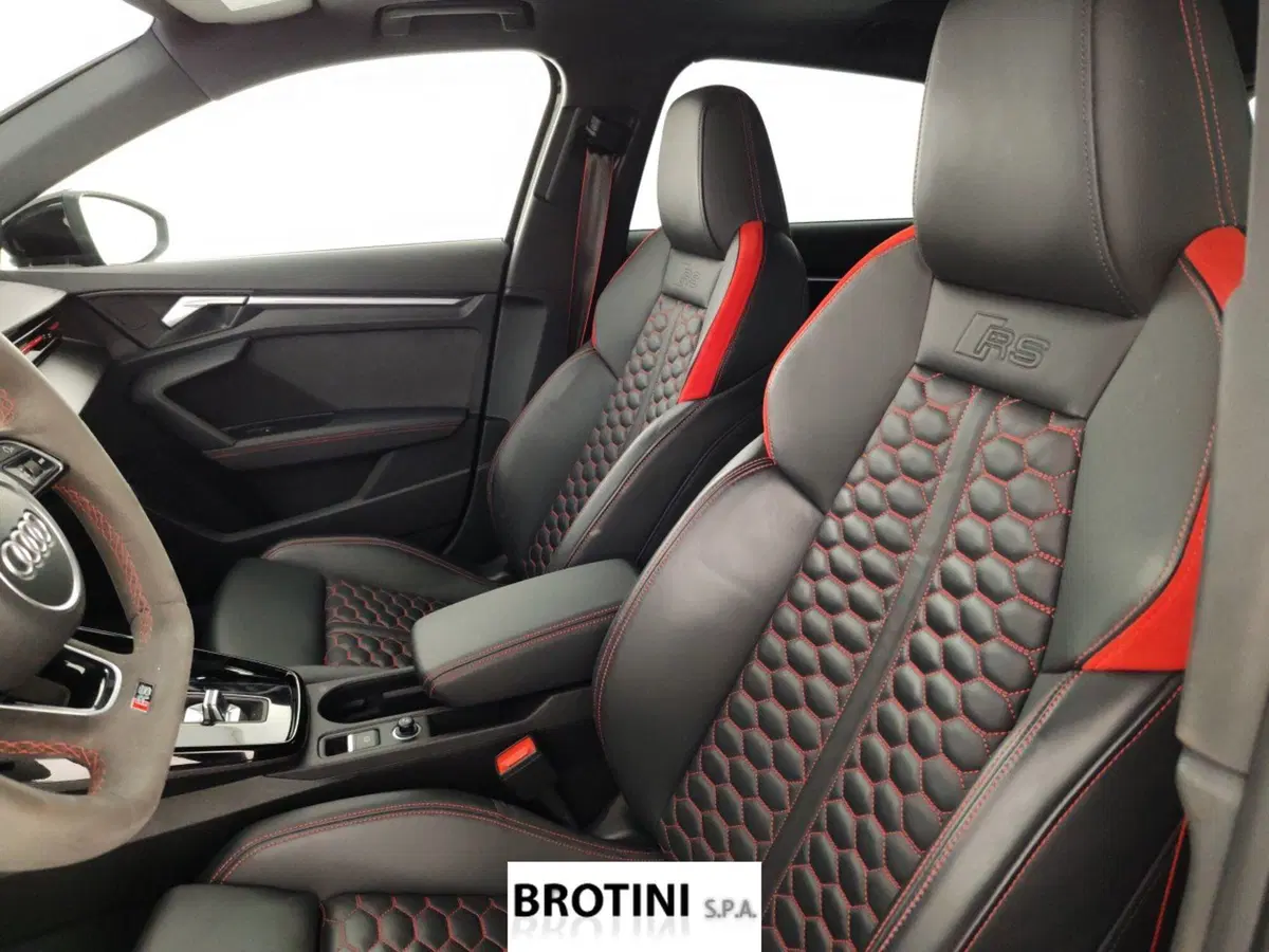 Audi RS 3 Sportback usata a Massa-Carrara (8)