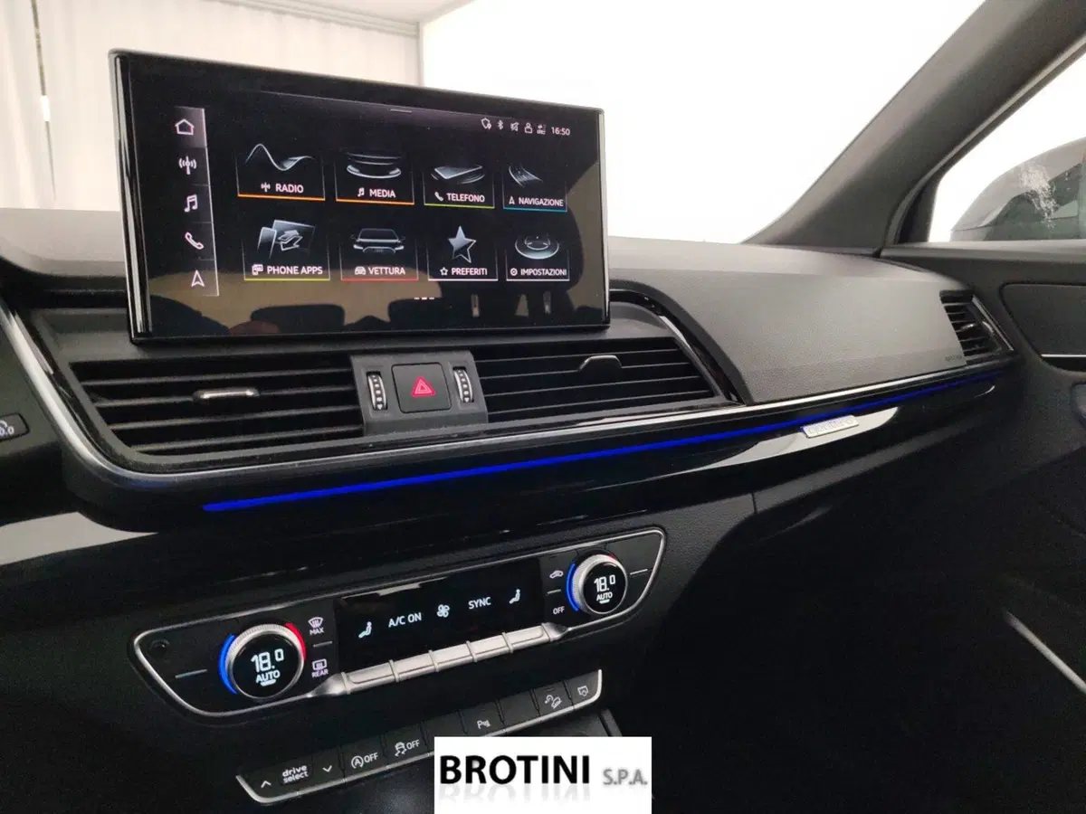 Audi Q4 Sportback usata a Massa-Carrara (13)