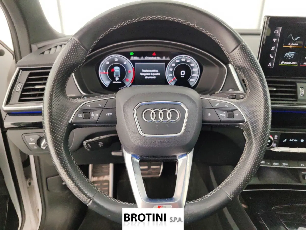 Audi Q4 Sportback usata a Massa-Carrara (15)