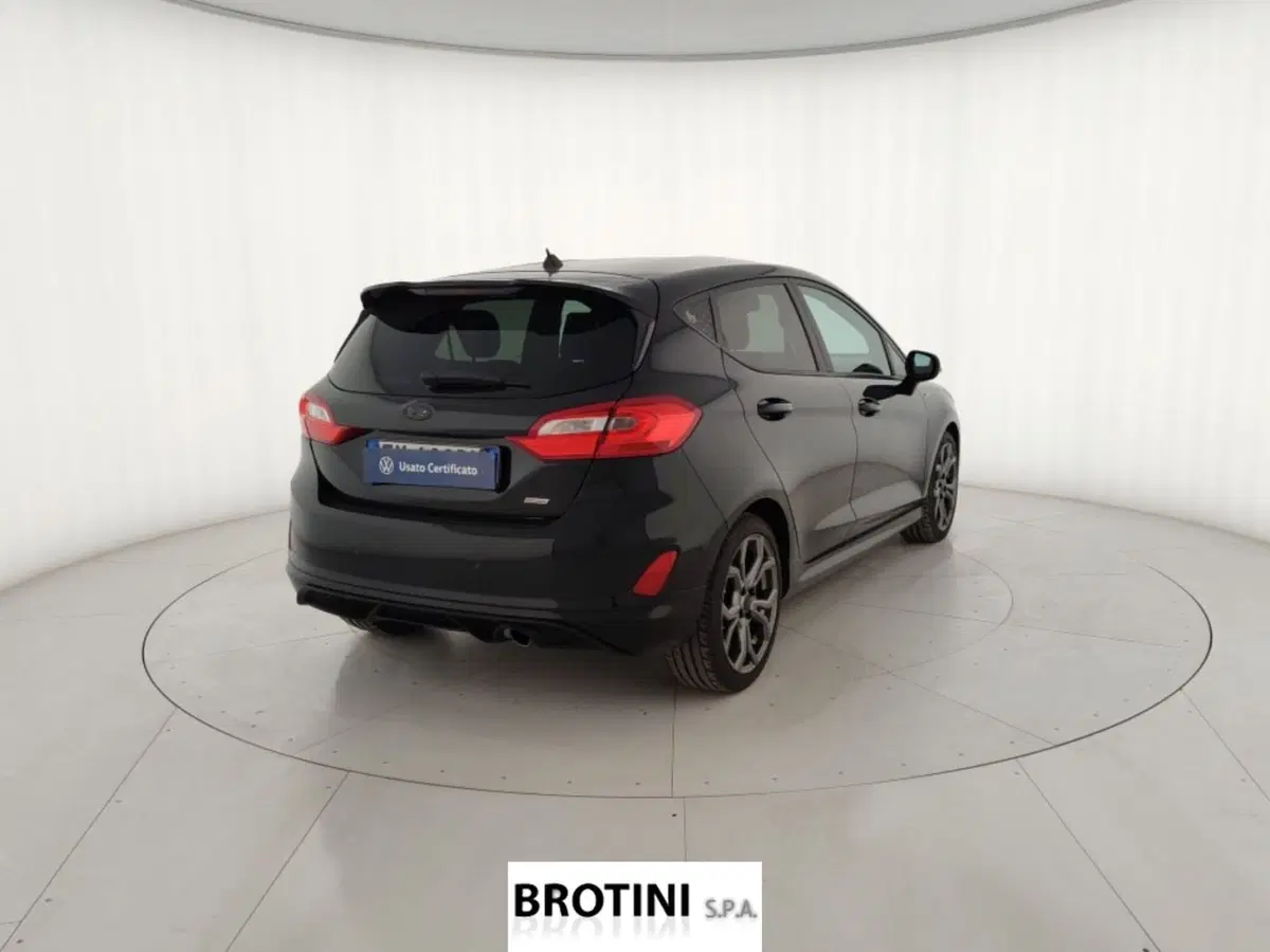 Ford Fiesta usata a Massa-Carrara (3)