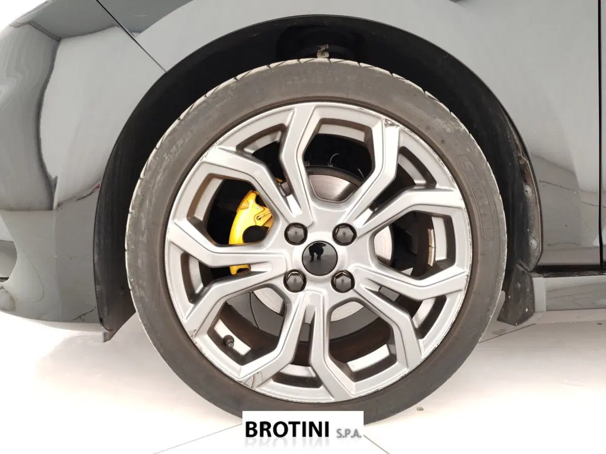 Ford Fiesta usata a Massa-Carrara (6)