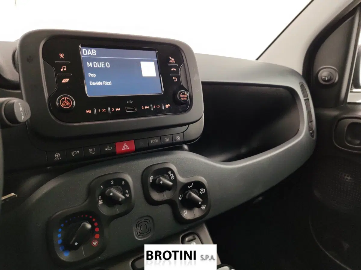 Fiat Panda Cross usata a Massa-Carrara (11)