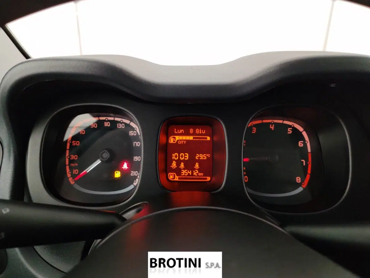 Fiat Panda Cross usata a Massa-Carrara (12)