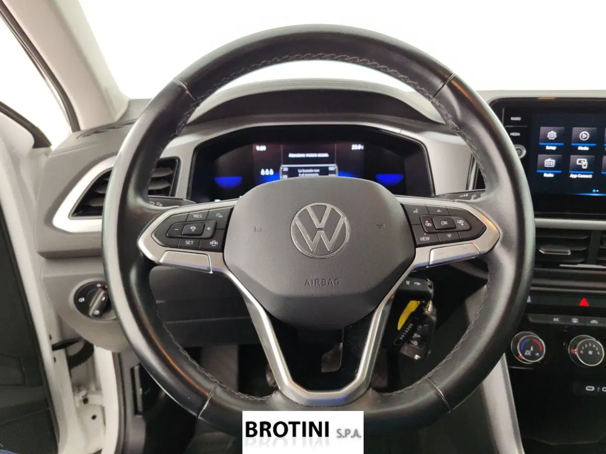Volkswagen T-Roc usata a Massa-Carrara (14)