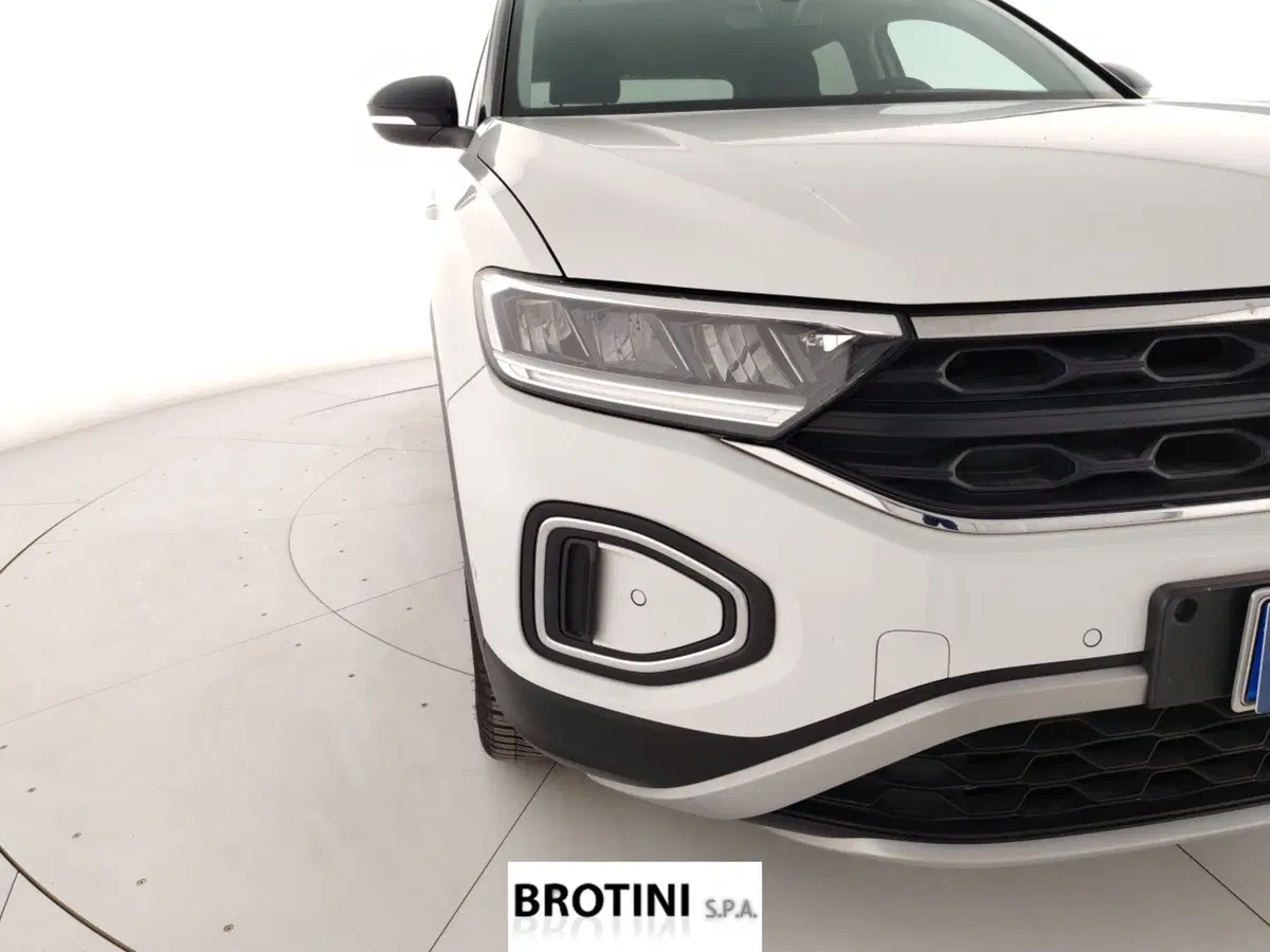 Volkswagen T-Roc usata a Massa-Carrara (5)