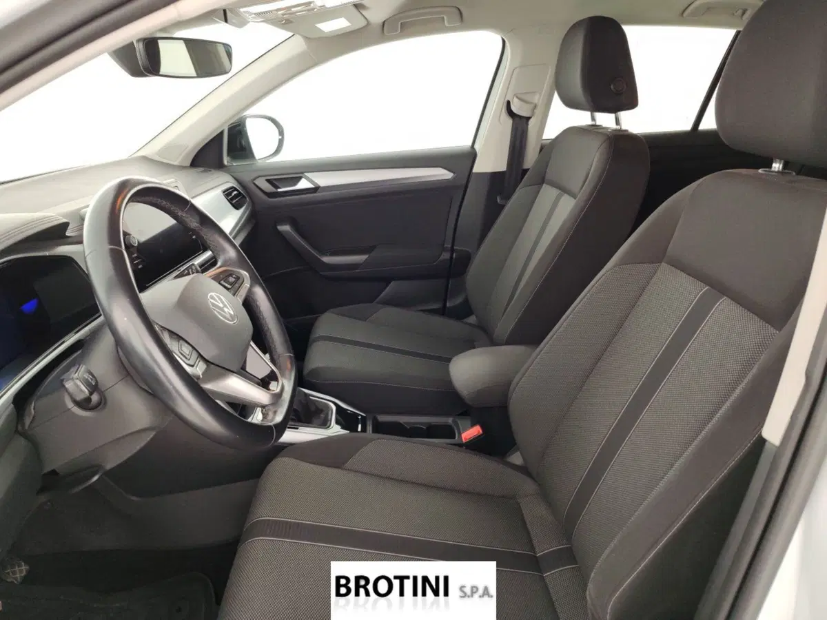 Volkswagen T-Roc usata a Massa-Carrara (7)