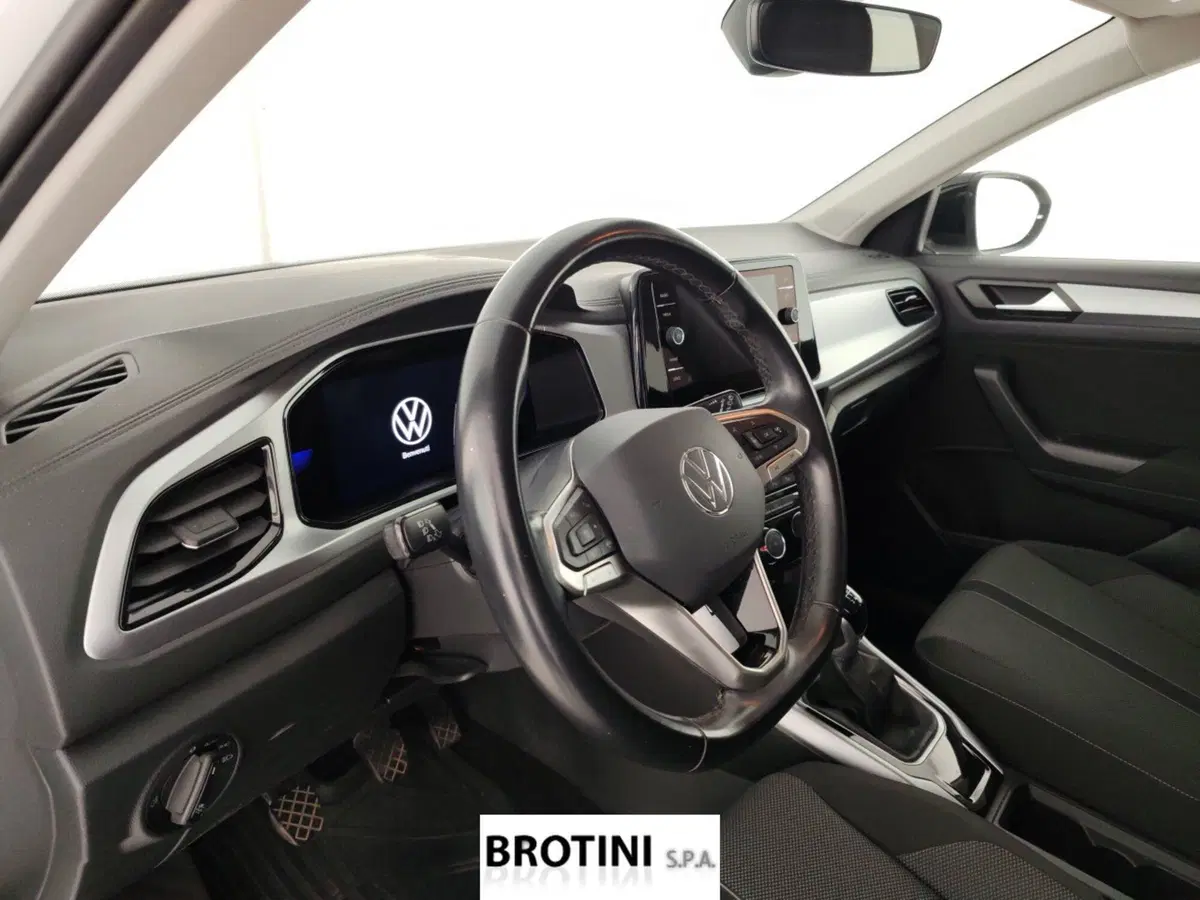 Volkswagen T-Roc usata a Massa-Carrara (8)