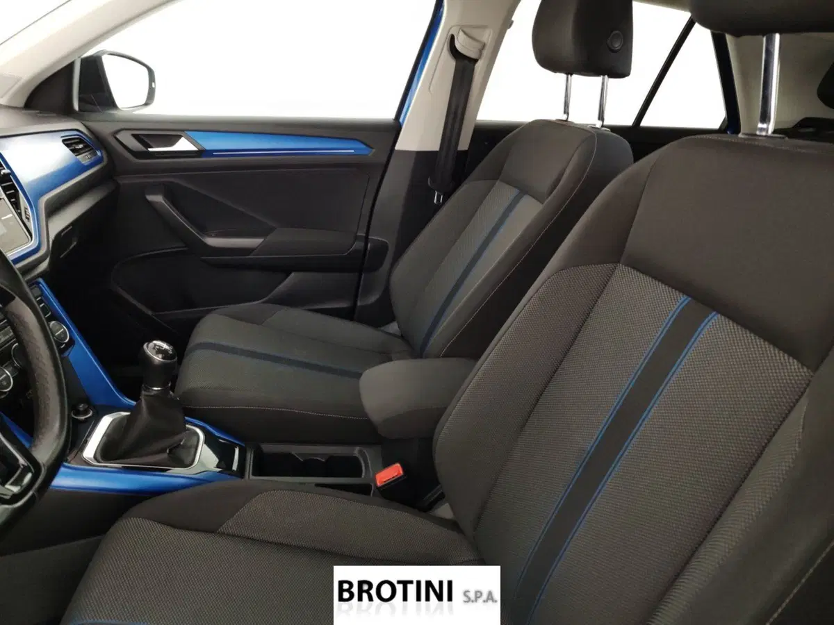 Volkswagen T-Roc usata a Massa-Carrara (9)