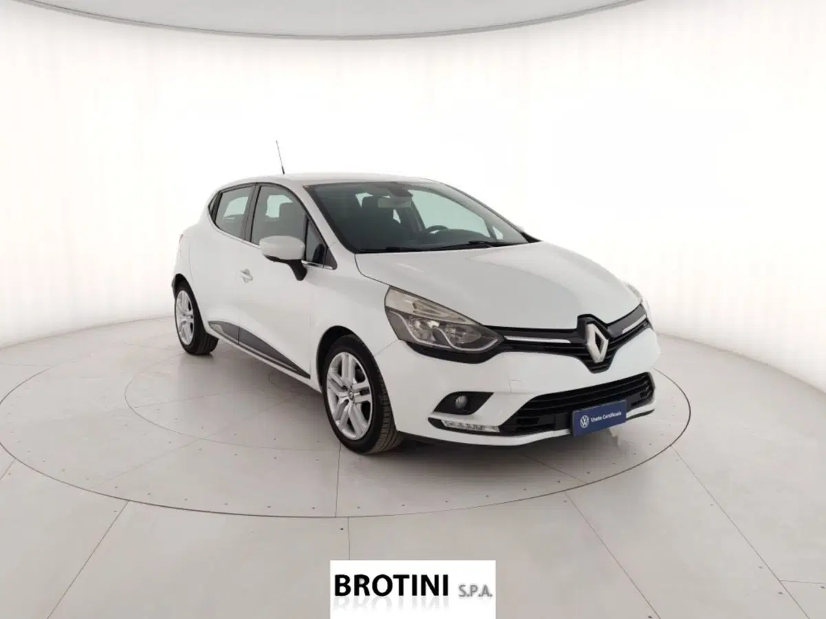 Renault Clio usata a Massa-Carrara (4)