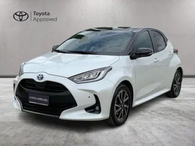 Toyota Yaris 1.5 Hybrid 5 porte Style del 2023 usata a Perugia