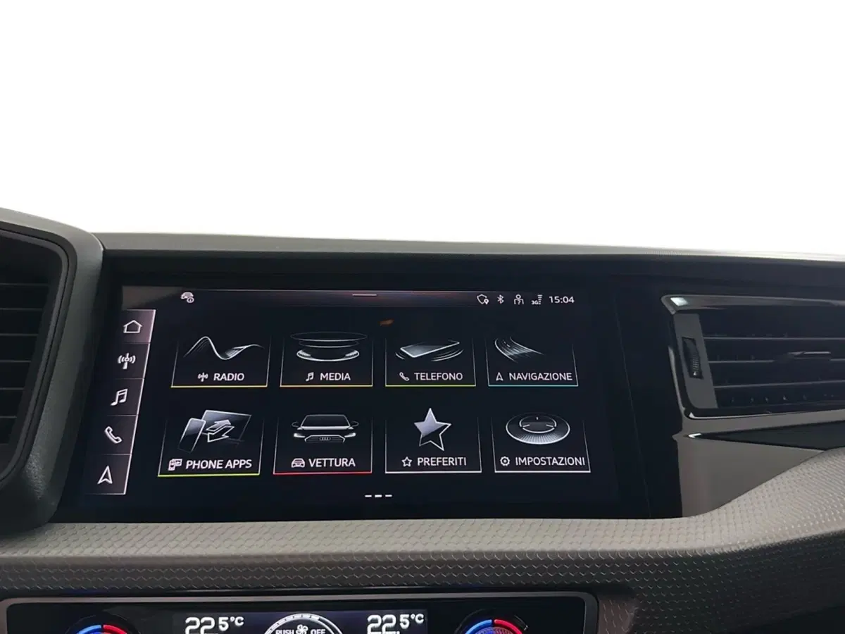 Audi A1 allstreet usata a Napoli (12)