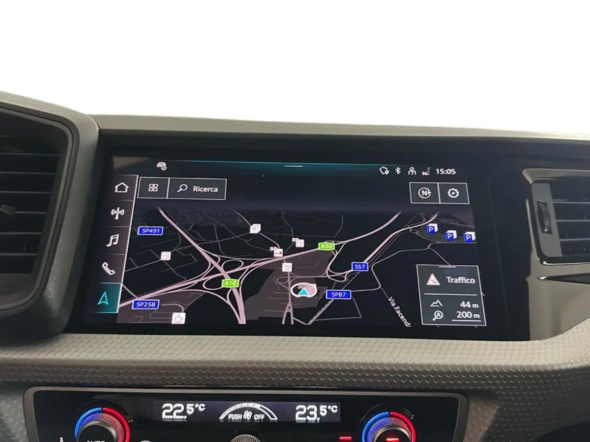 Audi A1 allstreet usata a Napoli (14)