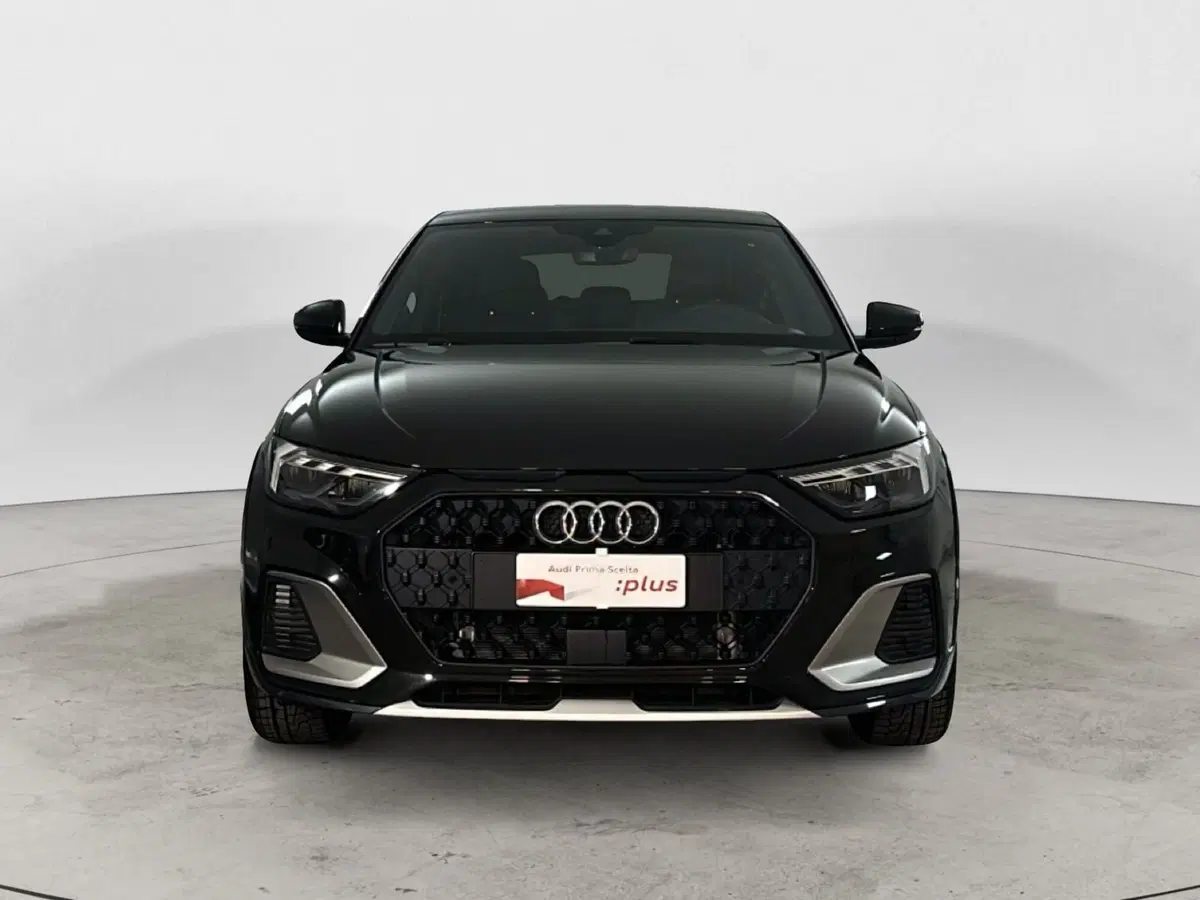 Audi A1 allstreet usata a Napoli (2)