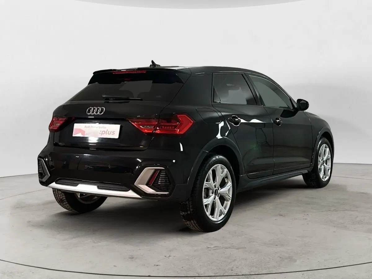 Audi A1 allstreet usata a Napoli (4)