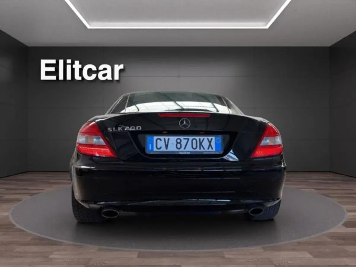 Mercedes-Benz SLK usata a Milano (5)