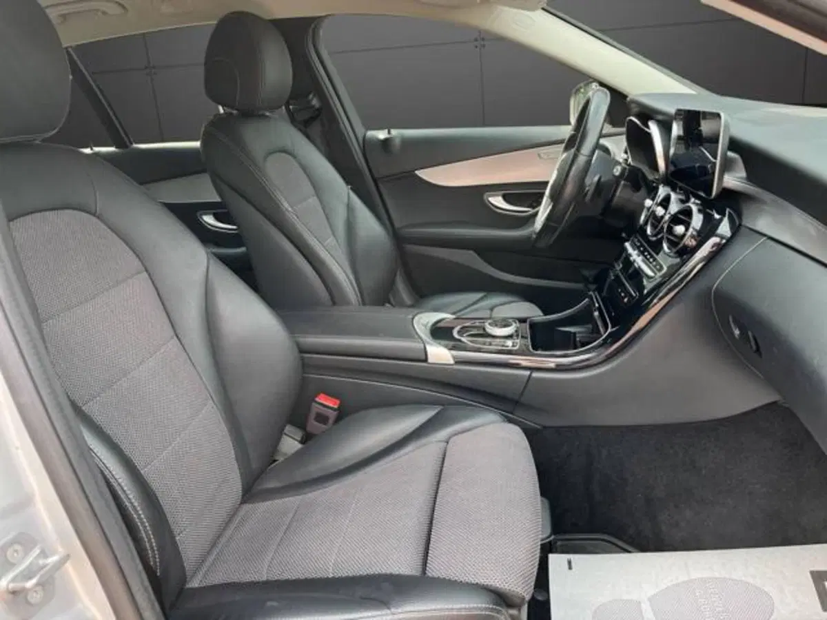 Mercedes-Benz Classe C Station Wagon usata a Milano (10)