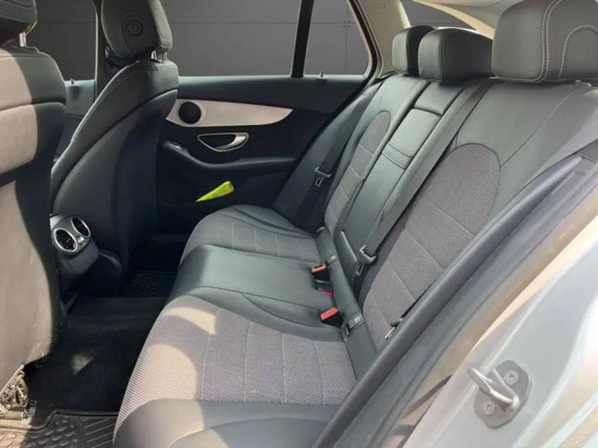 Mercedes-Benz Classe C Station Wagon usata a Milano (11)