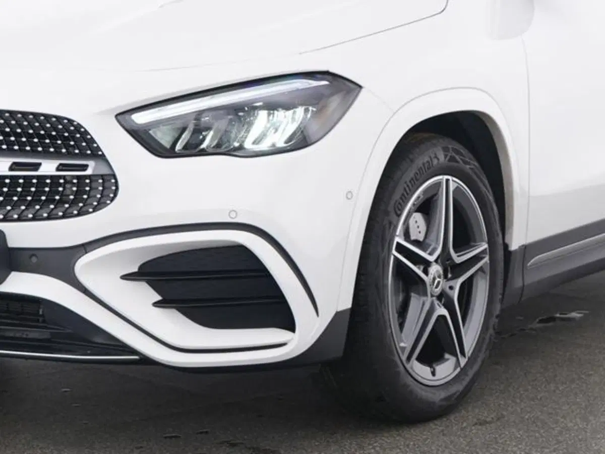 Mercedes-Benz GLA SUV usata a Milano (4)