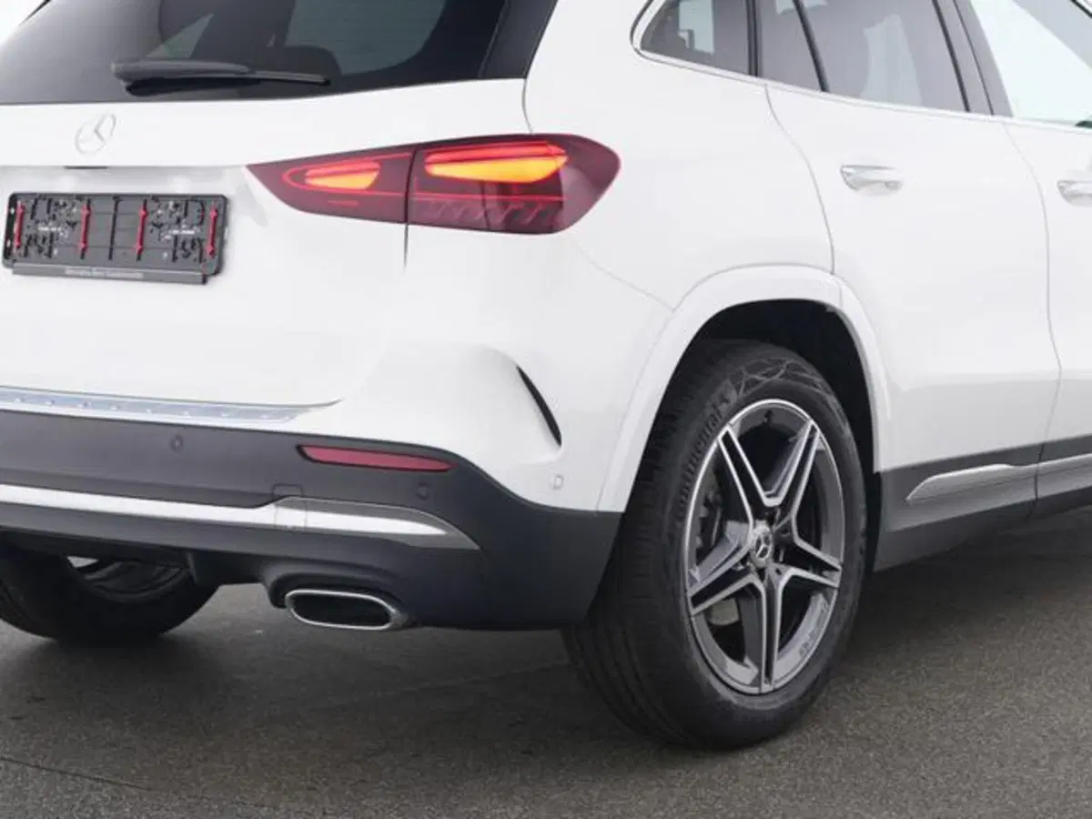 Mercedes-Benz GLA SUV usata a Milano (5)