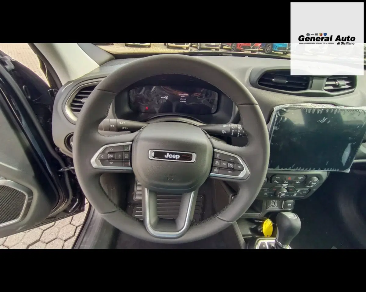 Jeep Renegade nuova a Lucca (12)