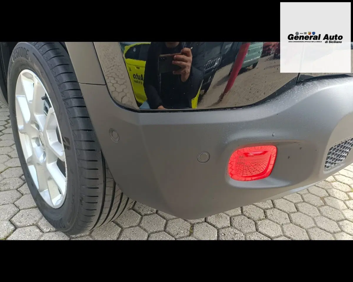 Jeep Renegade nuova a Lucca (18)