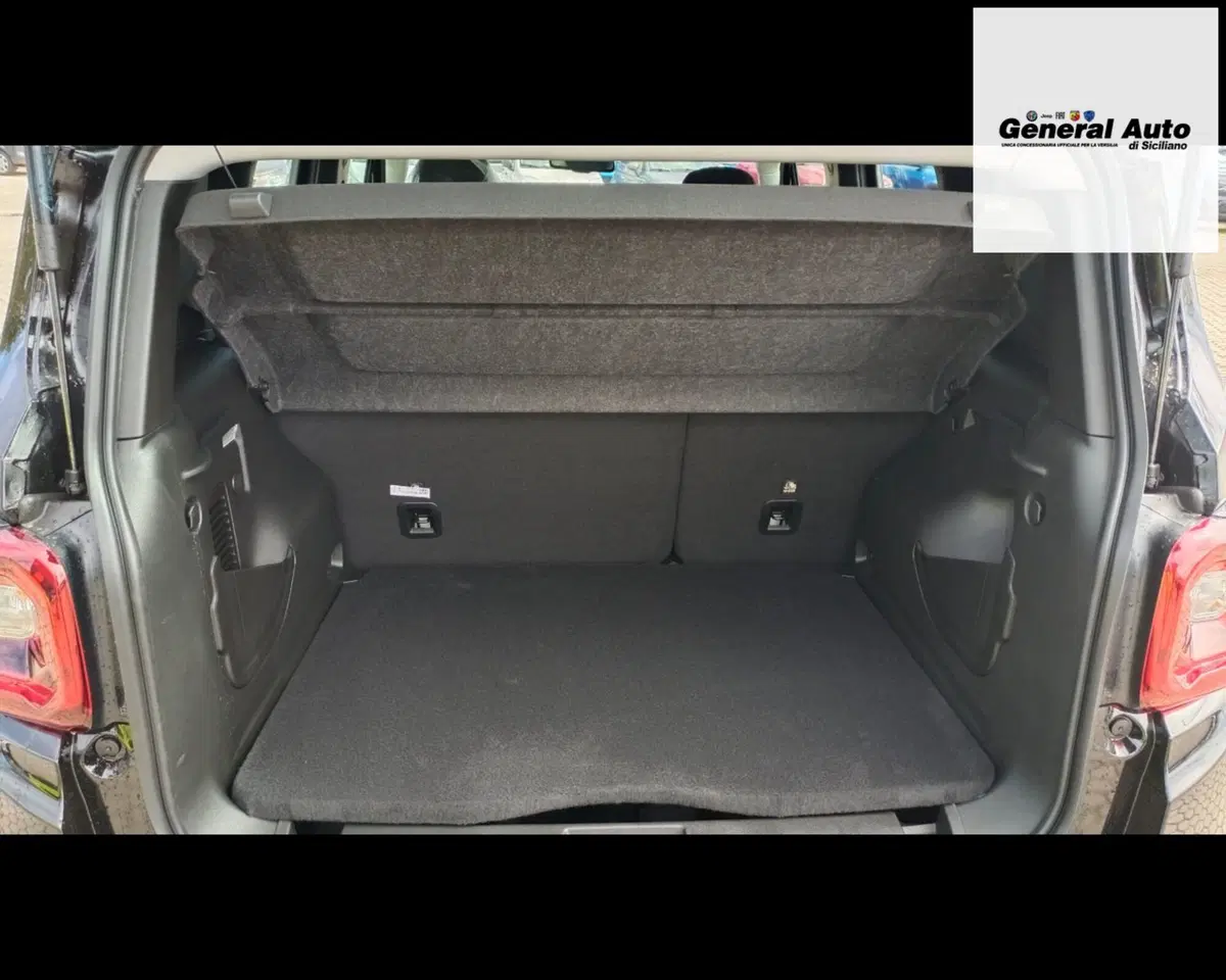 Jeep Renegade nuova a Lucca (20)