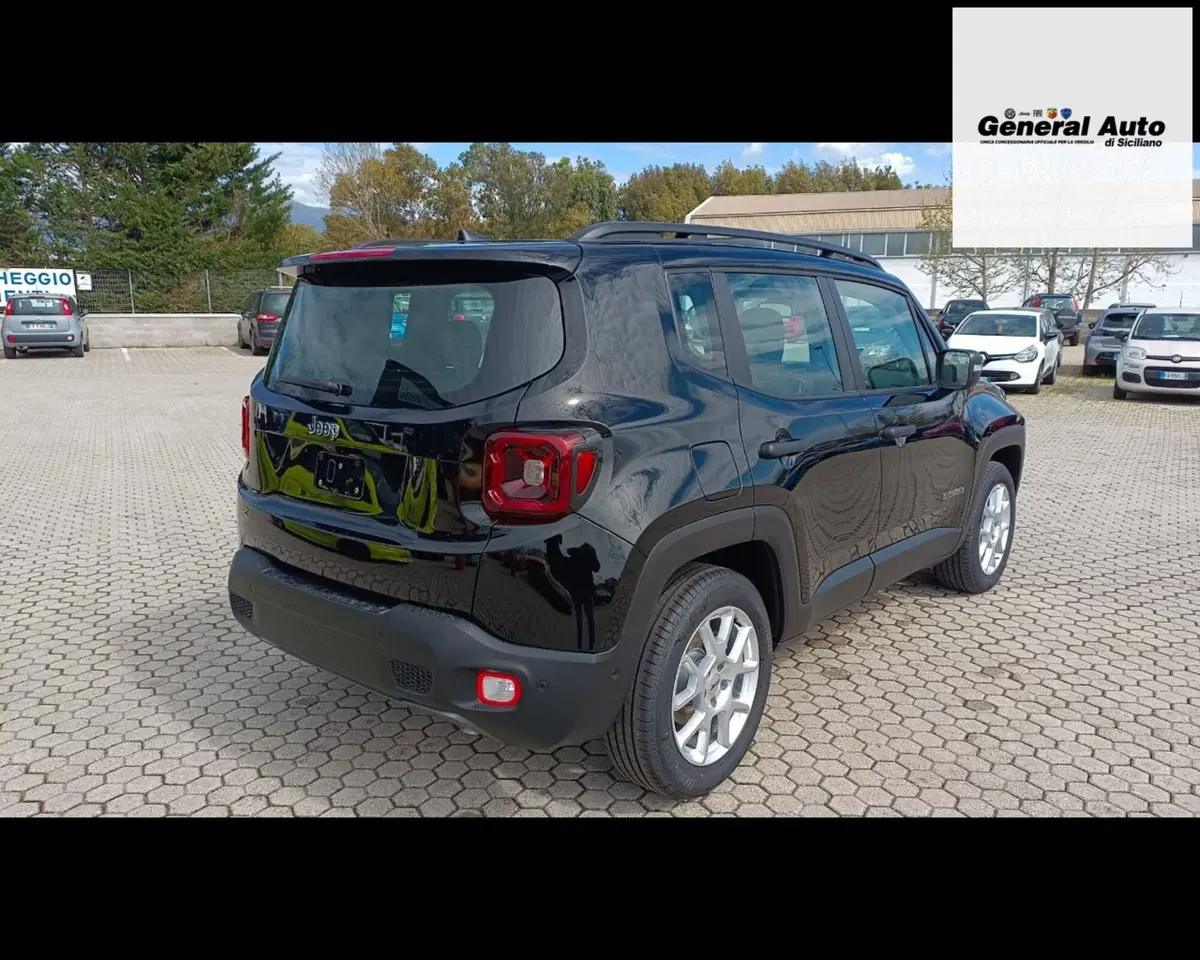 Jeep Renegade nuova a Lucca (3)
