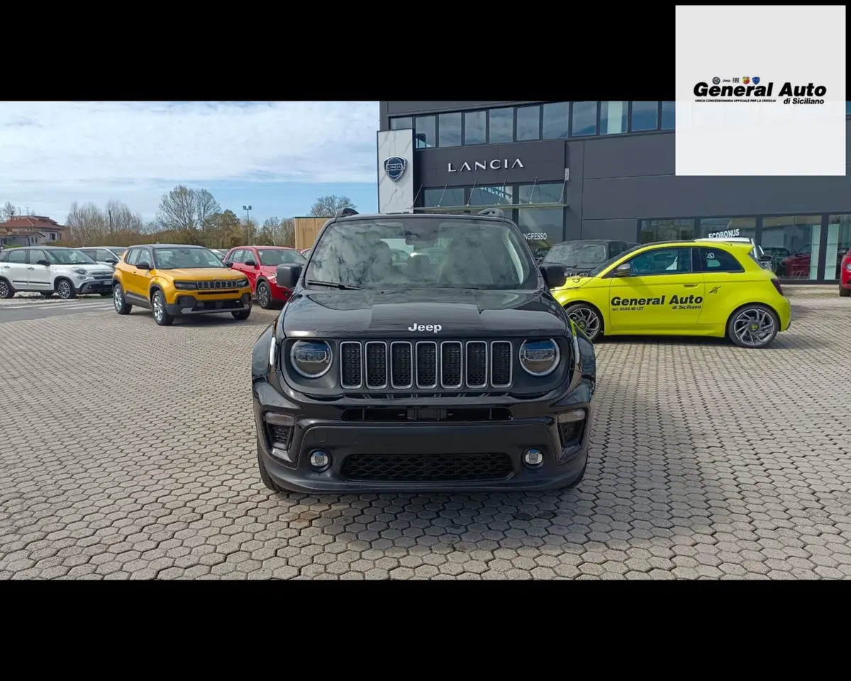 Jeep Renegade nuova a Lucca (8)