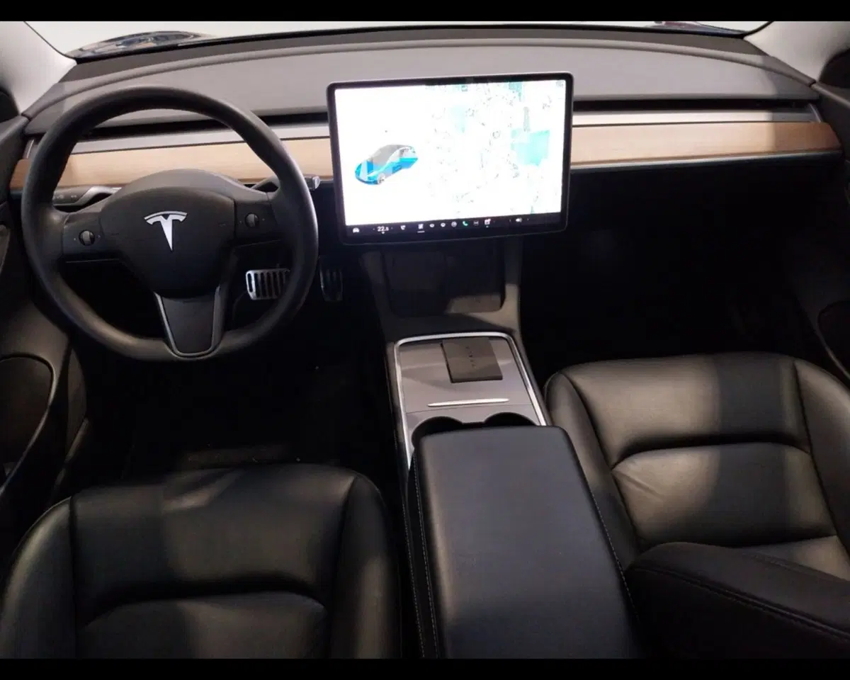 Tesla Model 3 usata a Forlì-Cesena (10)