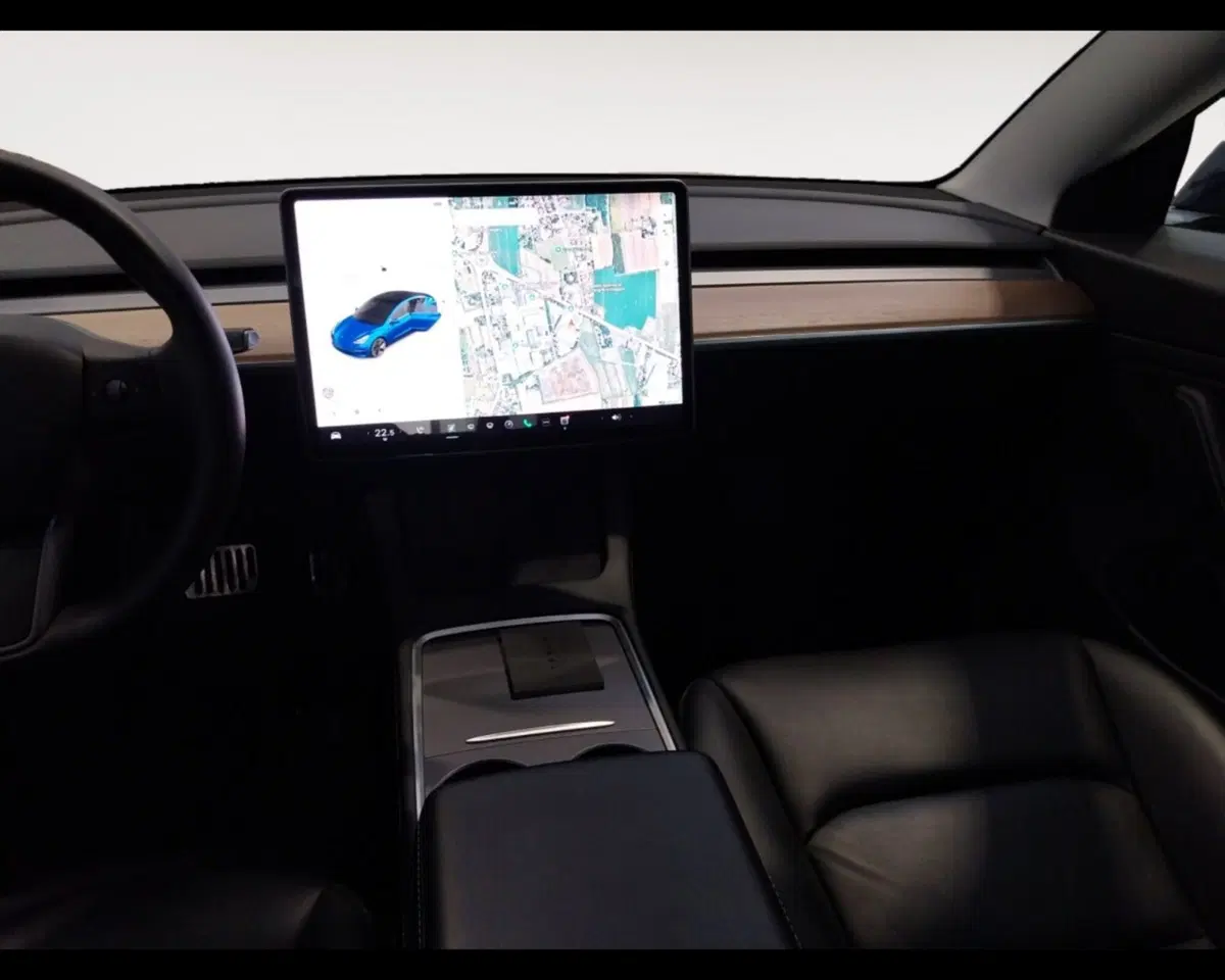 Tesla Model 3 usata a Forlì-Cesena (11)