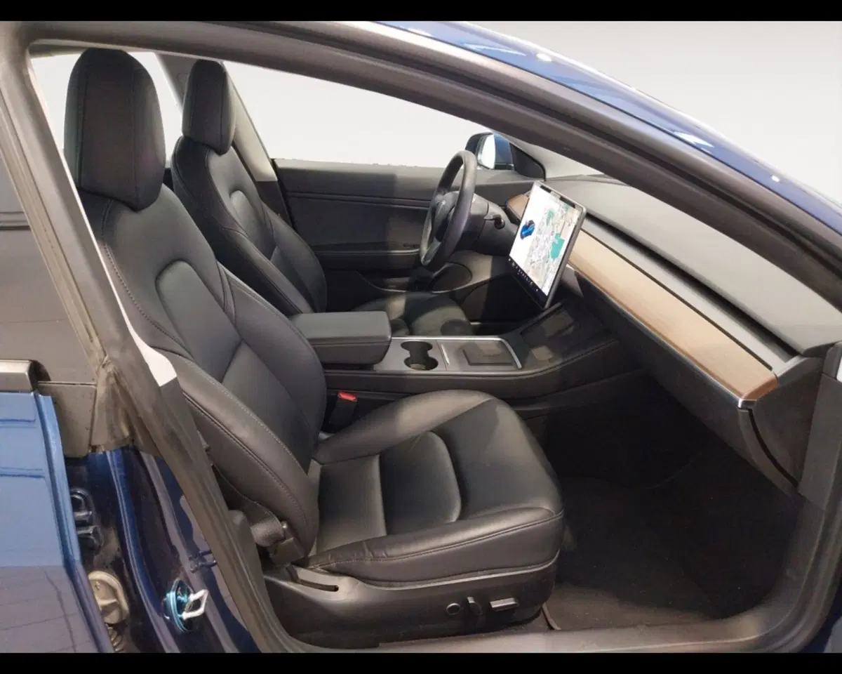 Tesla Model 3 usata a Forlì-Cesena (15)