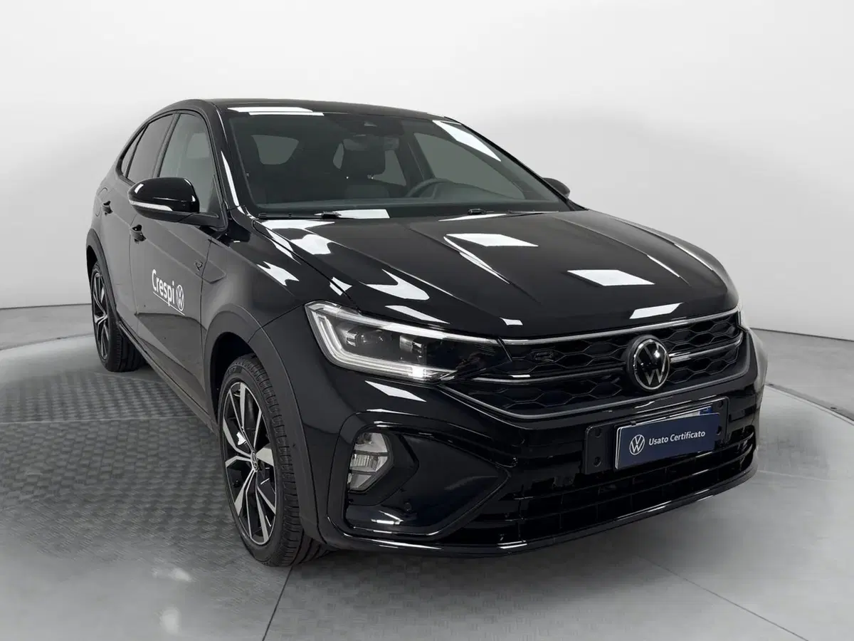 Volkswagen Taigo nuova a Varese (3)