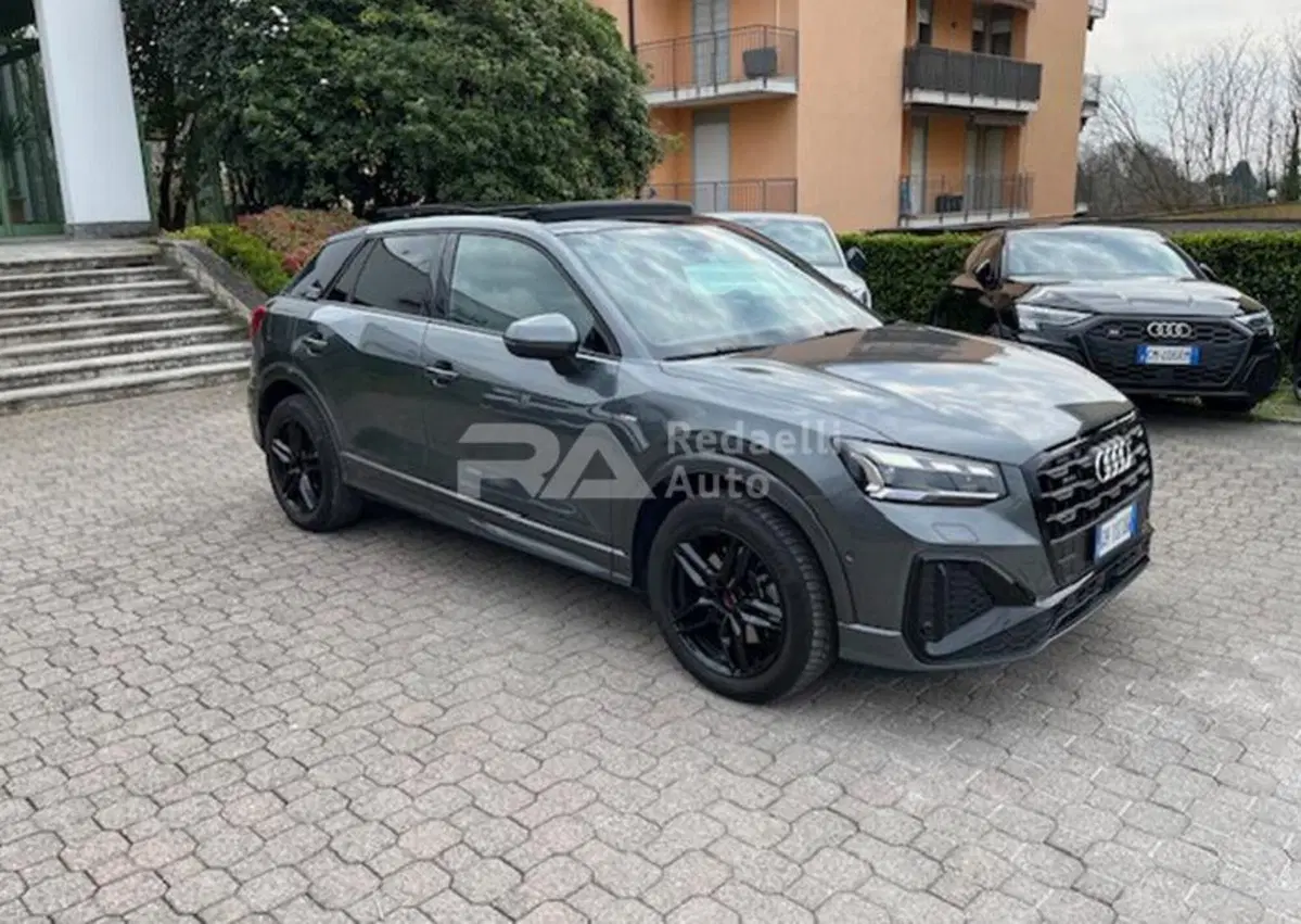 Audi Q2 usata a Lecco (3)