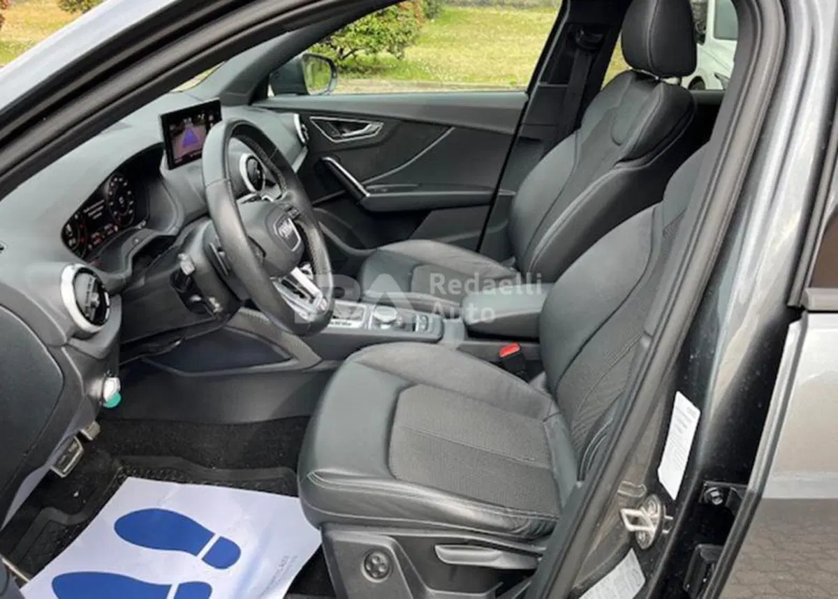 Audi Q2 usata a Lecco (6)