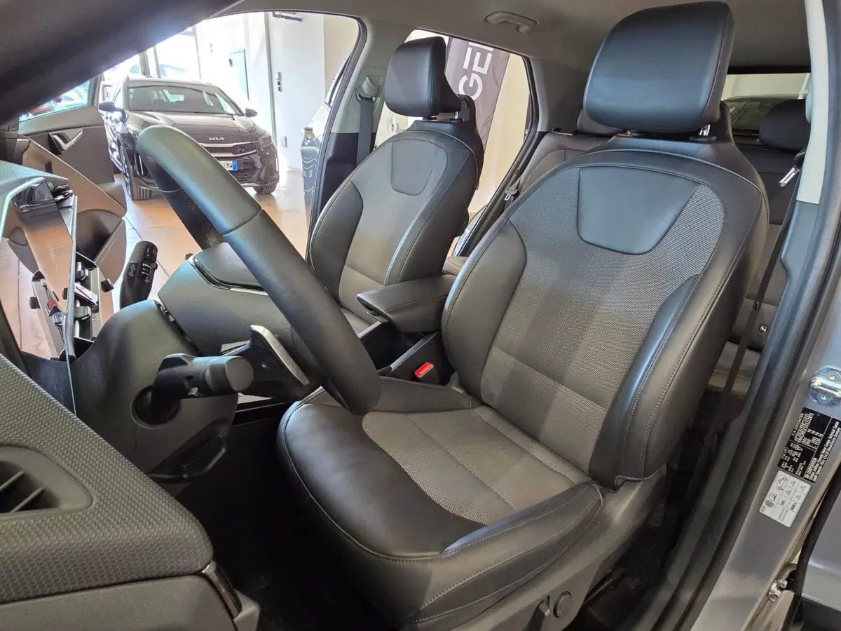Kia Niro usata a Rimini (8)
