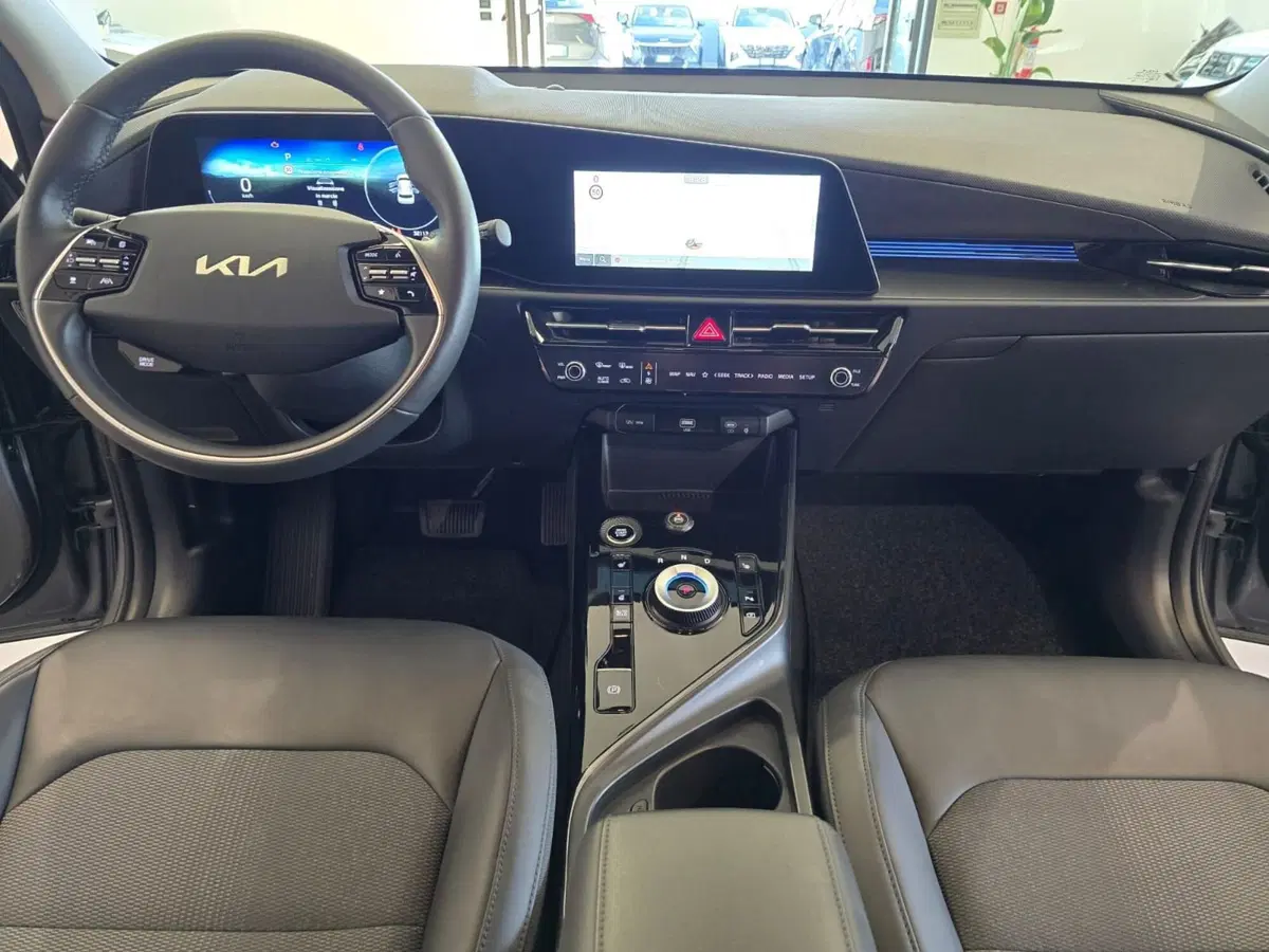 Kia Niro usata a Rimini (9)
