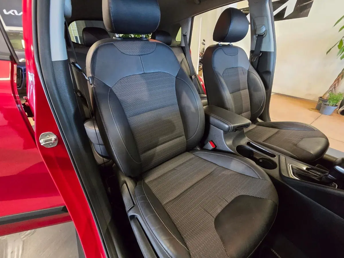 Kia Niro usata a Rimini (14)