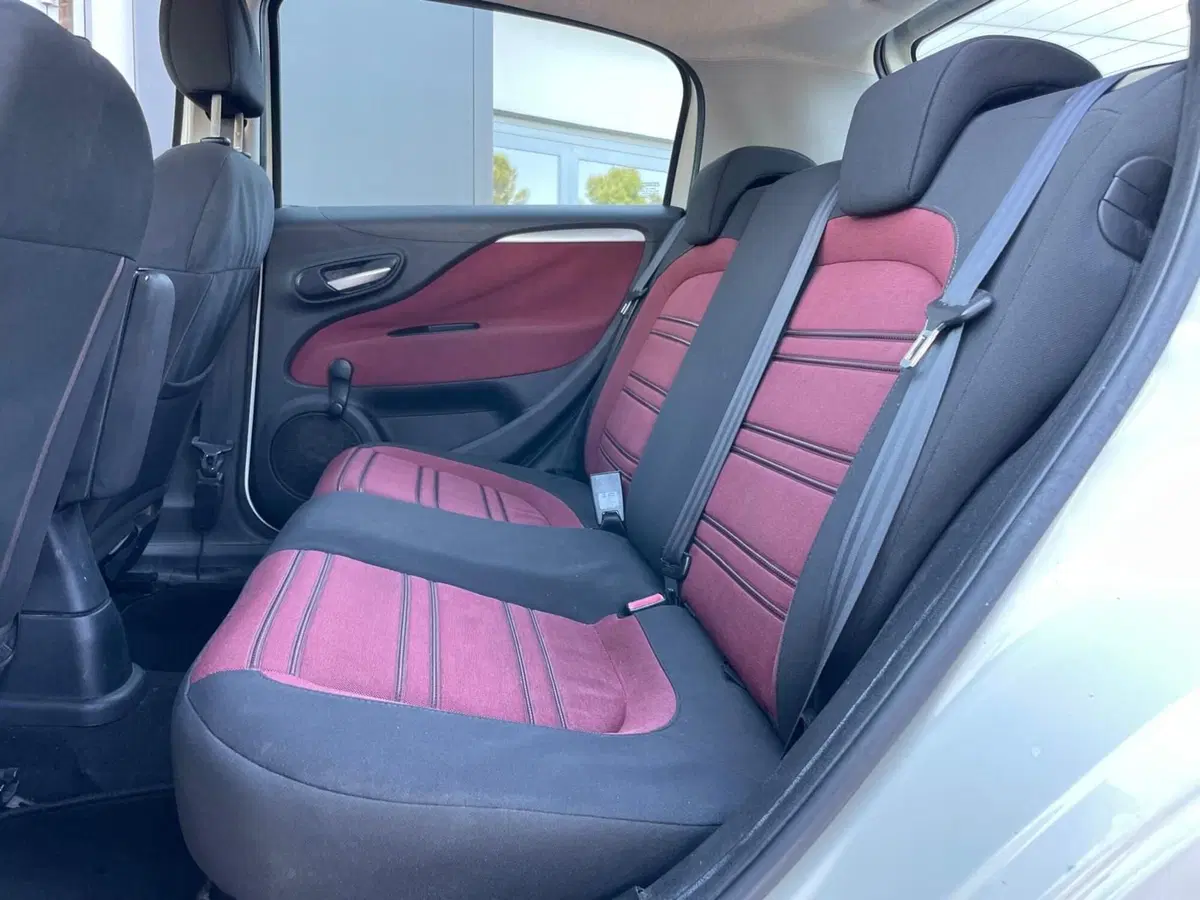 Fiat Punto Evo usata a Ancona (16)